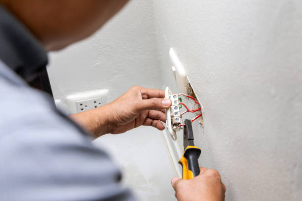 Best Local Electrician Companies  in Und City, MO